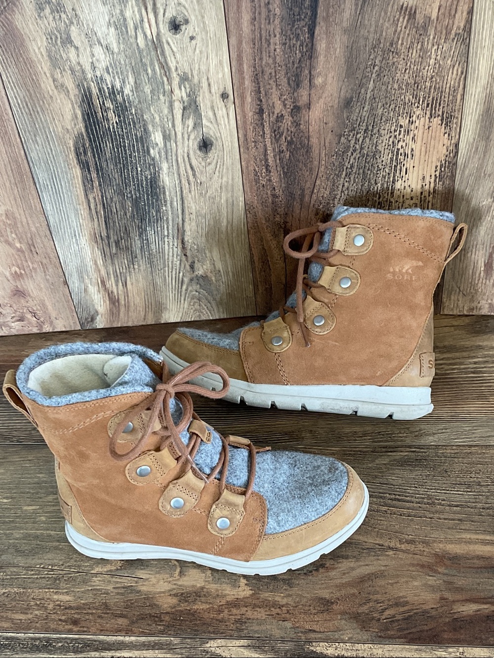 Sorel Explorer Joan Waterproof Winter Ankle Boots NL3423-224 6.5 305B - Picture 2 of 9